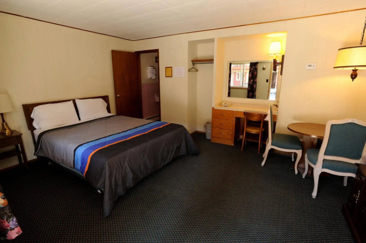 Mid-City Motel