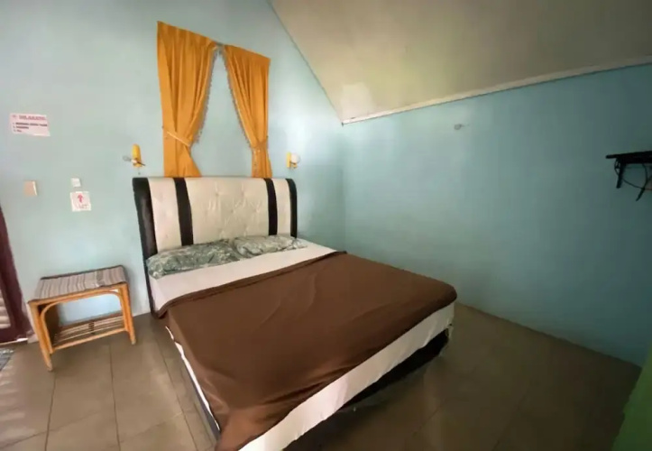 Roman Sinasi Hotel