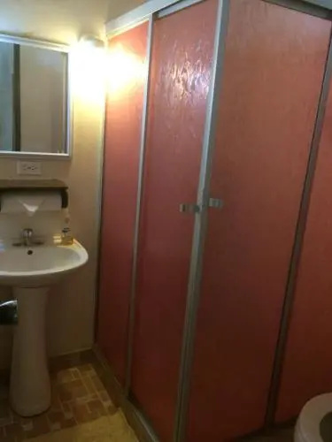Dim's Hostal