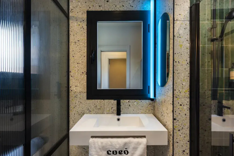 Coeo Peña Design Apartments