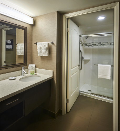 Staybridge Suites Hamilton - Downtown photo 10