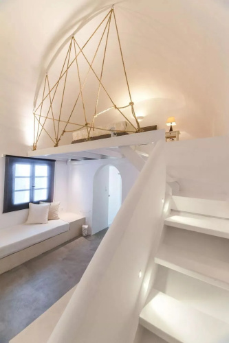 Artemis Suites
