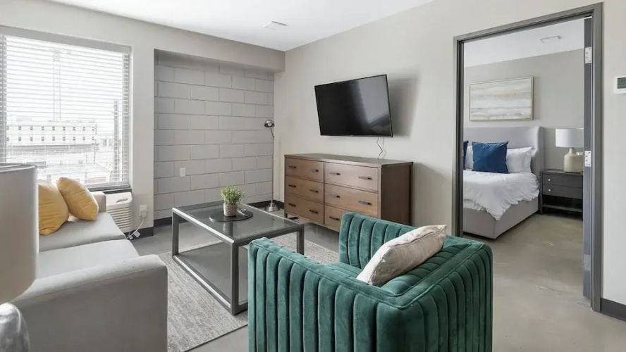 Landing Apartments at Five Points South
