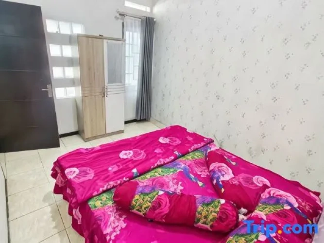2 Bedrooms Villa