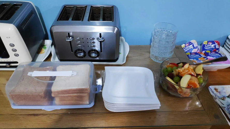Elnor Guest House