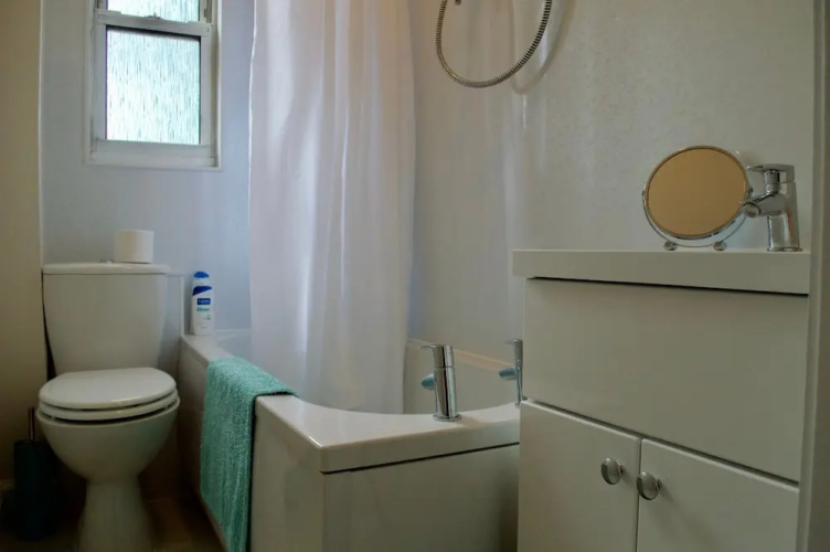 1 Bedroom Flat In Edinburgh
