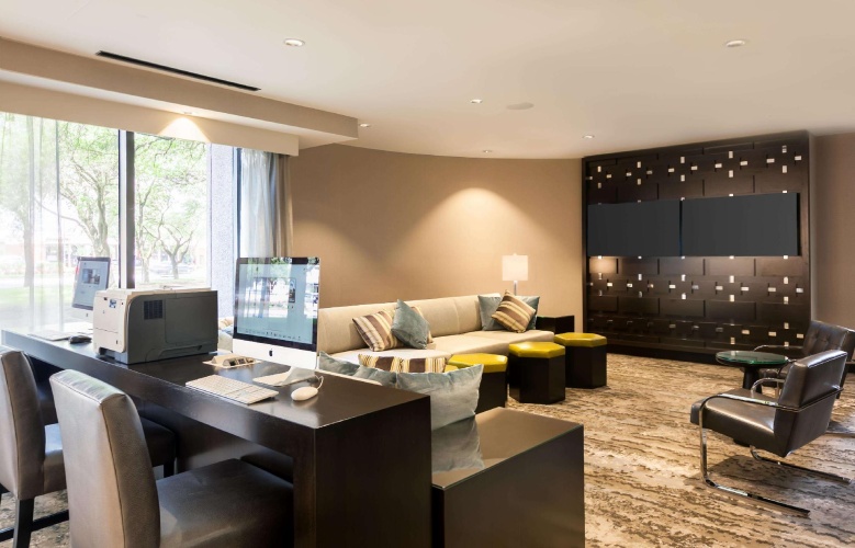 DoubleTree by Hilton Hotel & Suites Houston by the Galleria photo 28