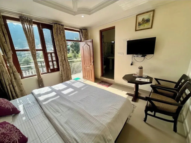 Hotel Anuj Regency