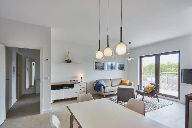 2 Bedrooms Apartment