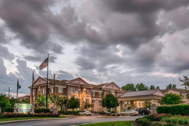 Holiday Inn Express Columbus - Dublin photo 30
