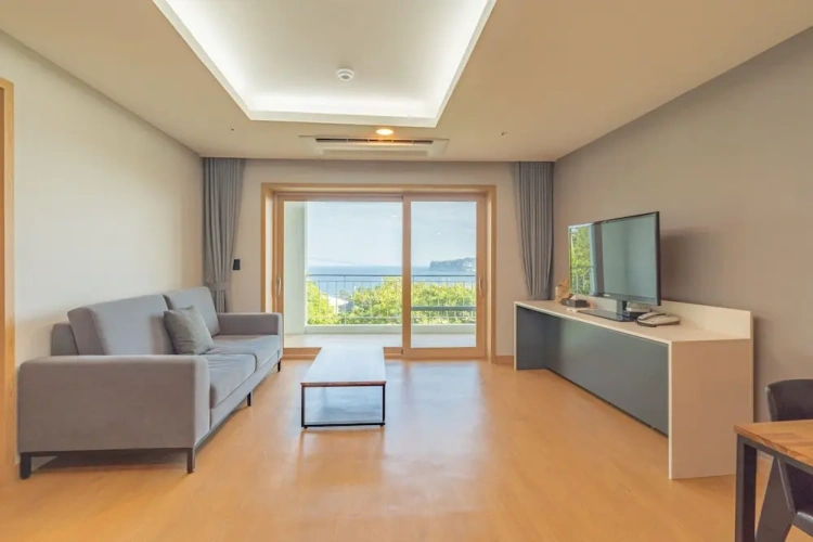 Premium Family Suite with balcony