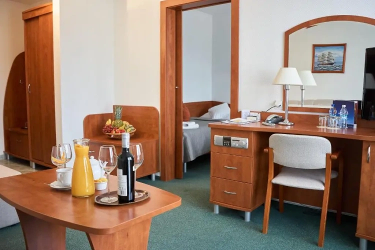 Standard Suite