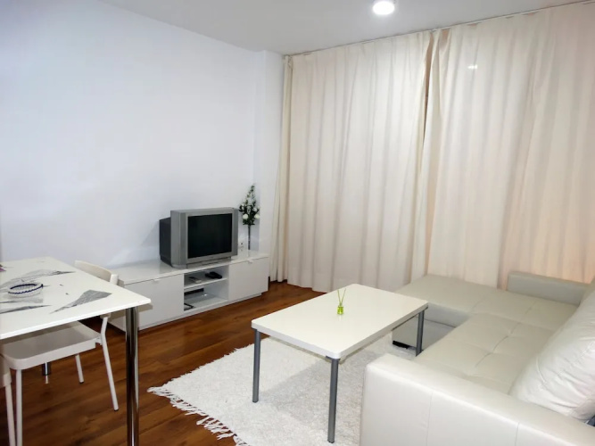 Laportilla Apartments by JITKey