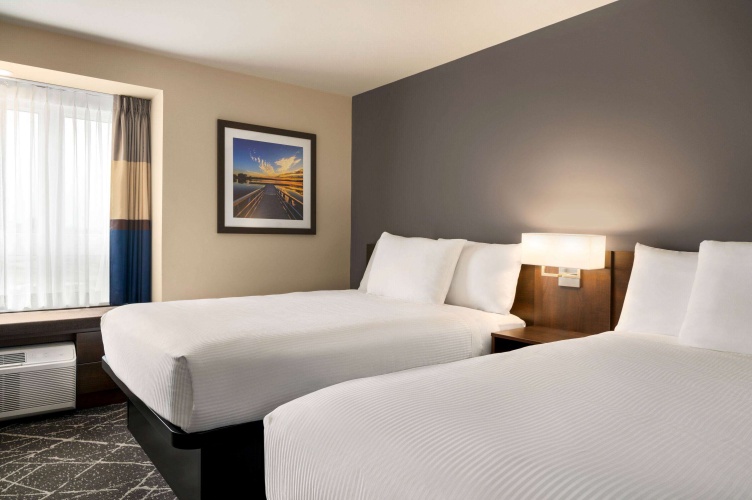 Microtel Inn & Suites by Wyndham Aurora photo 7