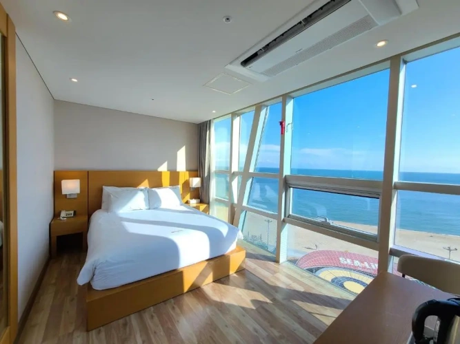 Standard Double room with ocean view