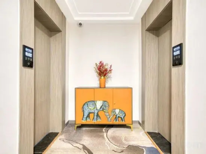 Tingting Luxury Hotel