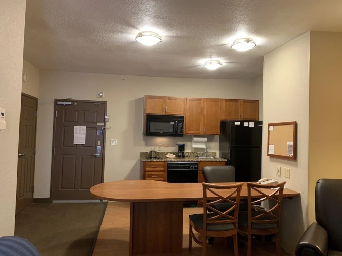 1 Bedroom Suite