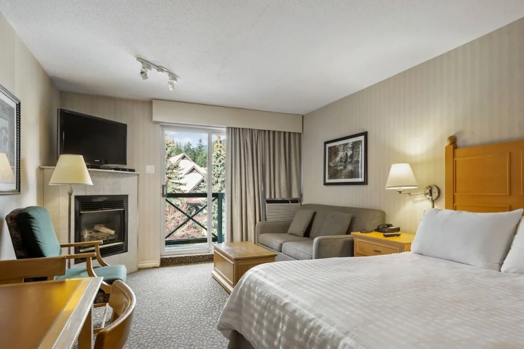 Deluxe Double Suite