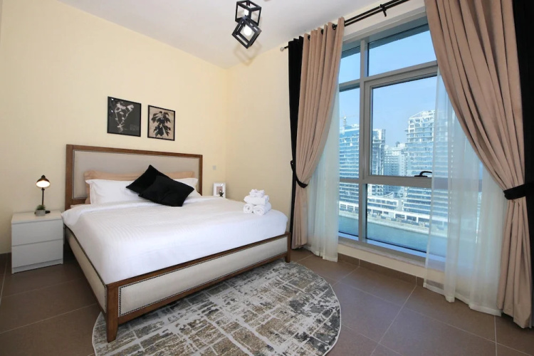 Luxury 1 Bedroom in Hamilton Residency