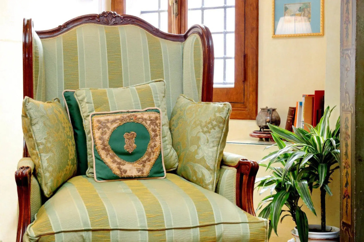 Town House - TreasureRome Collection