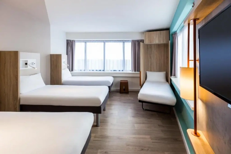 Quadruple room