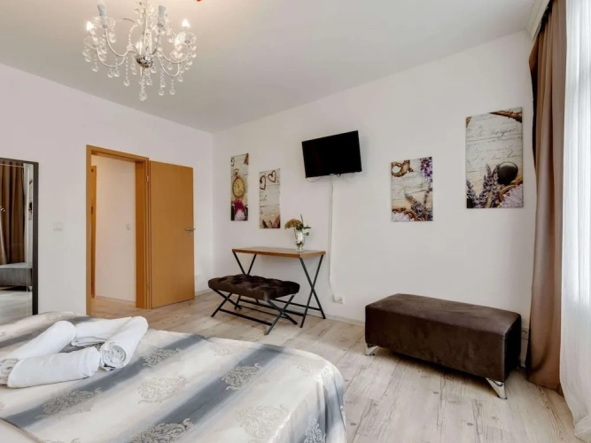 1 Bedroom Deluxe Apartment