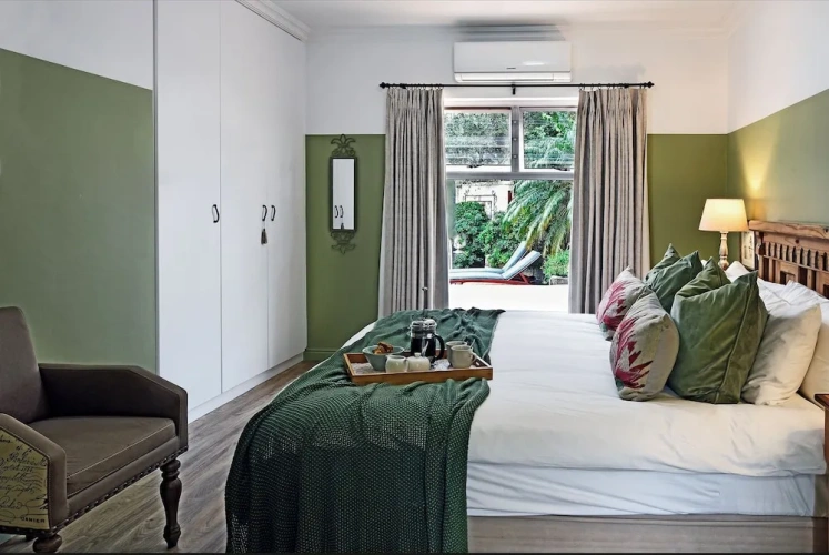 1 Bedroom Luxury Apartment with mountain view