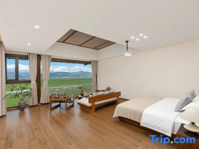 Standard Double room with land view