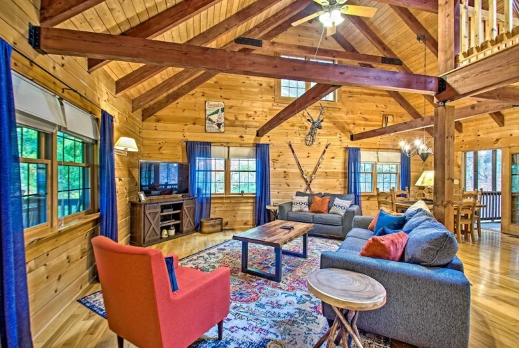 5 Bedrooms Cottage