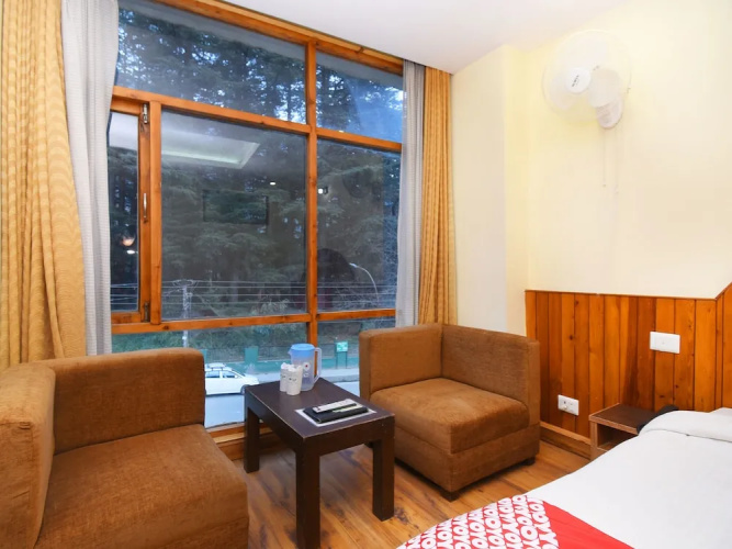 OYO 19322 Hotel Snow Flake