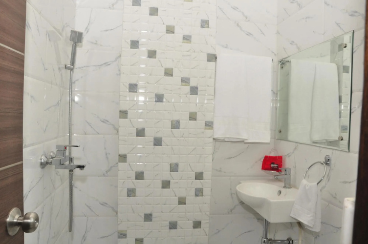 Oyo Rooms Chheharta Road