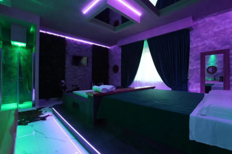 Alcova Suite & Relax