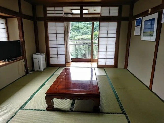 Standard Quadruple room with mountain view