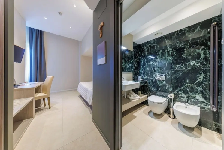 Superior Single room