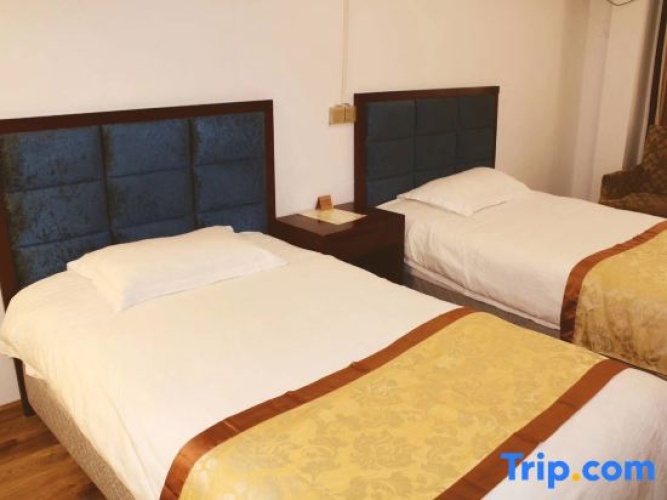 Economy room