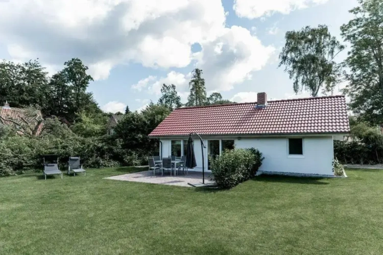 3 Bedrooms Apartment