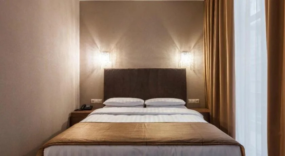 Crystal Hotel