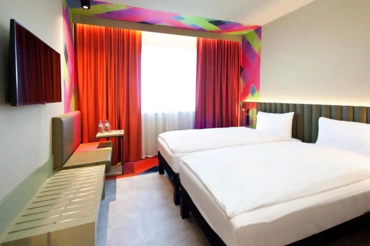 Standard Family (Connecting rooms) Suite