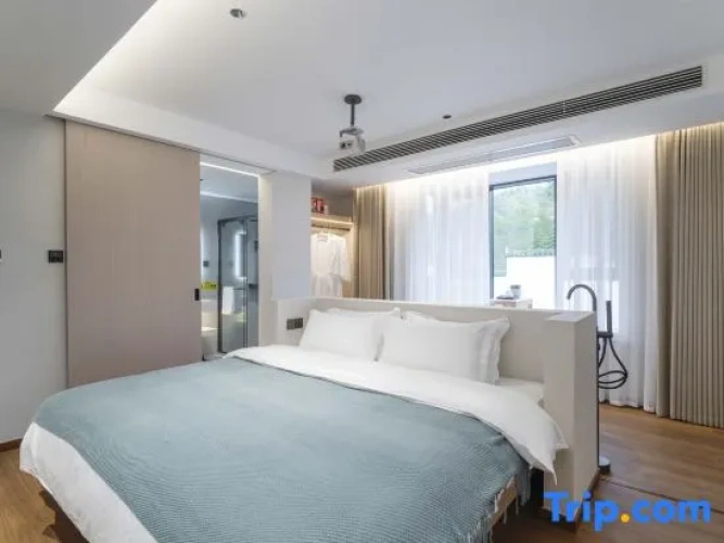 Standard Double room with garden view