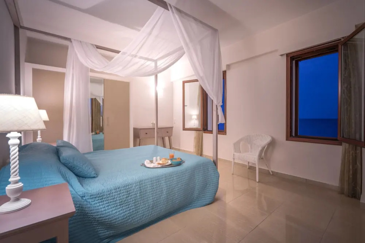 Armonia Seaside Villas