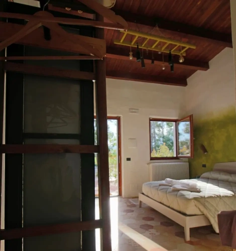 Superior Double Basement room with garden view