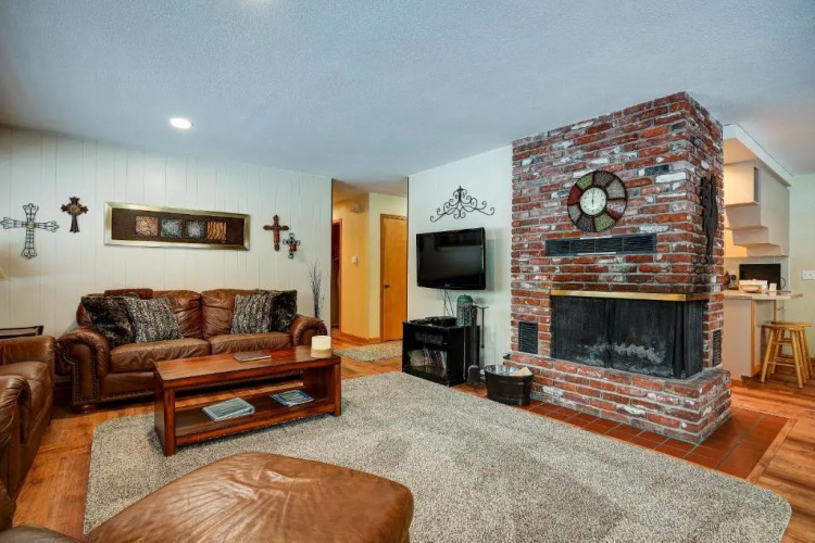 6 Otter-HOT Tub-3BR/2BA