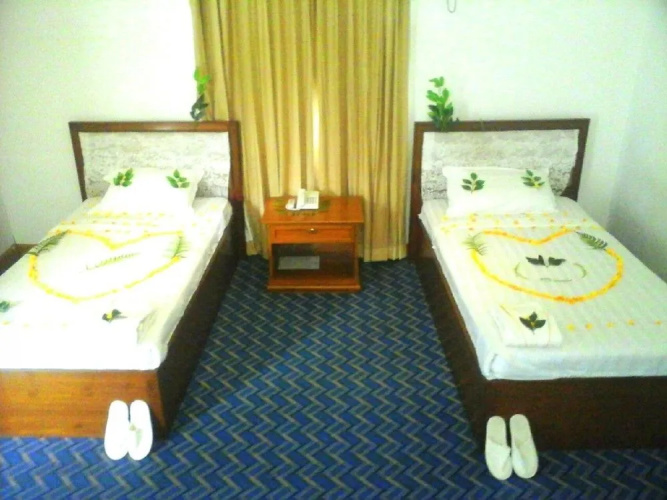 Mrauk U Hotel