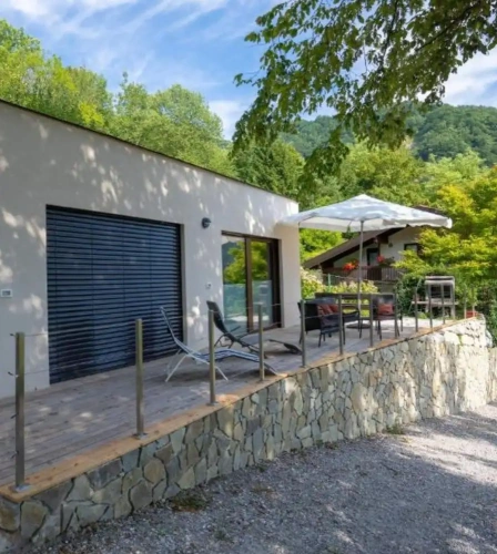 3 Bedrooms Cottage