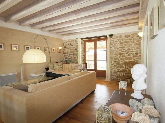 Gorgeous Holiday Home in Roussines With Terrace
