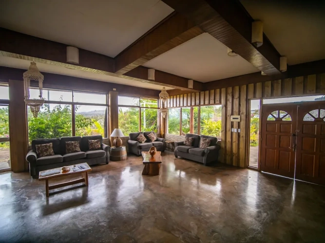 Economy room