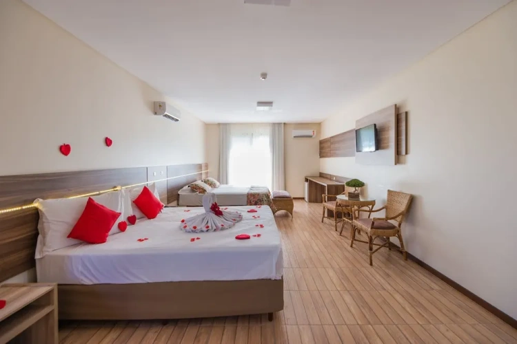 Deluxe Quadruple Suite