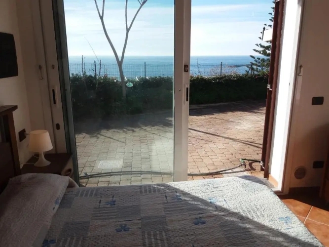 3 Bedrooms Apartment
