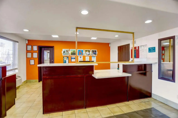 Superstition Inn and Suites