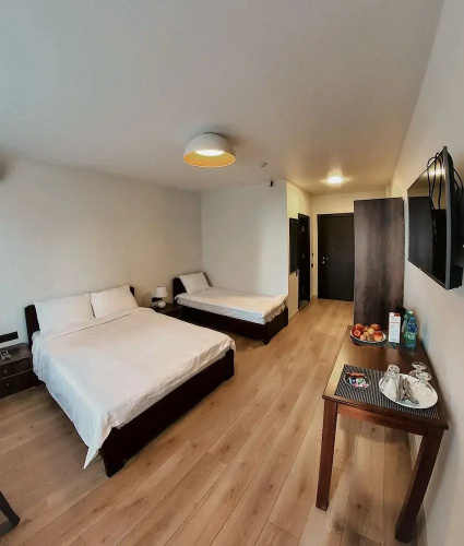 Hotel Adeli